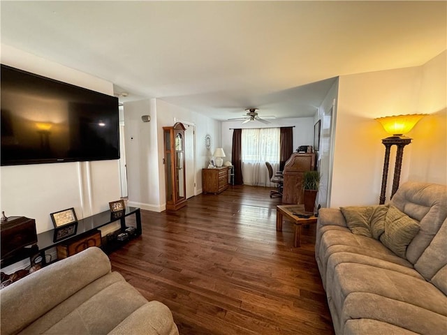 11500 Orchard Rd, Kansas City, MO 64134 - living area featuring wood finished floors and ceiling fan