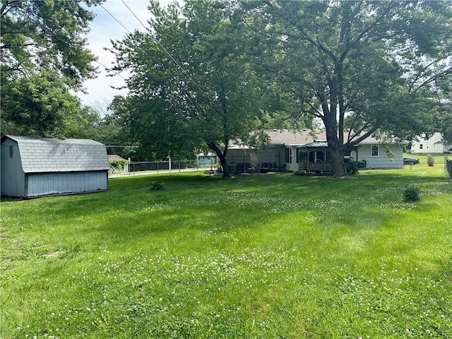11500 Orchard Rd, Kansas City, MO 64134 - view of yard