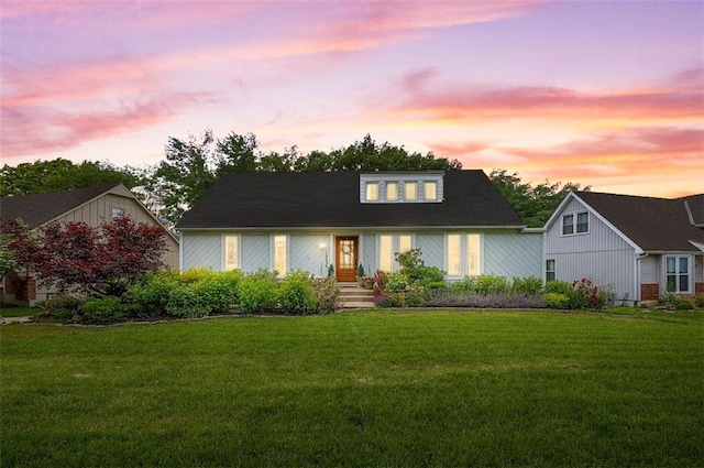 10236 Noland Rd, Lenexa, KS 66215 - view of front of house with a yard