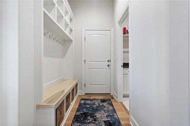 13389 W 147th Ter, Olathe, KS 66062 - mudroom with light wood finished floors