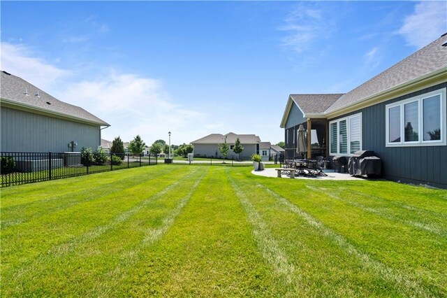 13389 W 147th Ter, Olathe, KS 66062 - view of yard with a patio