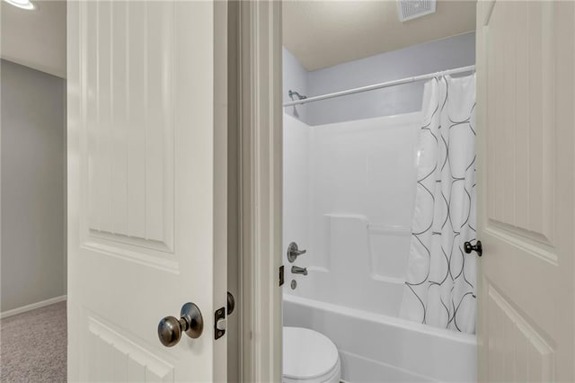2301 NE 110th St, Kansas City, MO 64155 - full bath with shower / bath combo with shower curtain and toilet