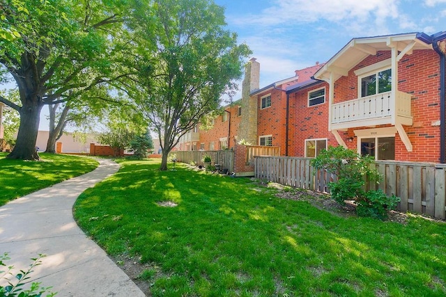 9599 Outlook Dr, Overland Park, KS 66207 - view of yard