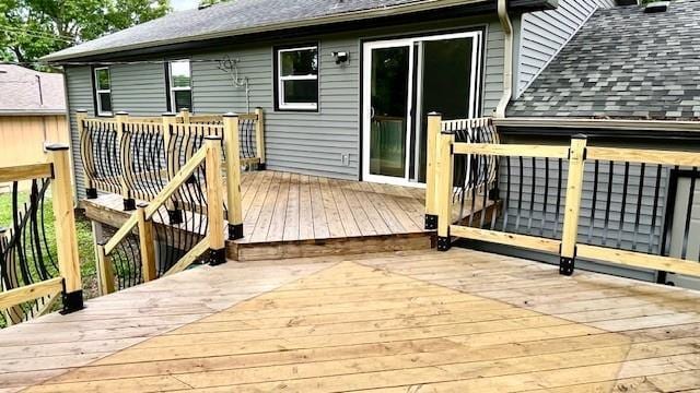 1636 S Poplar St, Ottawa, KS 66067 - view of wooden deck