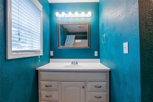 814 E Hayward Ave, Independence, MO 64050 - bathroom with vanity