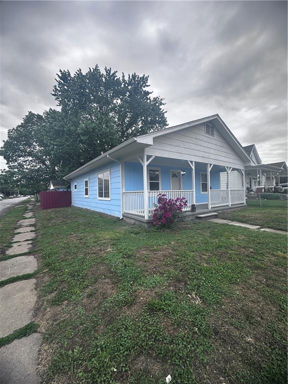 6230 Sherman St, Saint Joseph, MO 64504 - view of front of home with covered porch