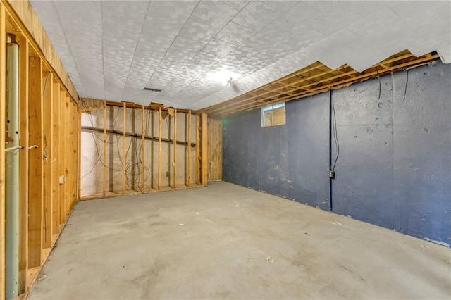 39135 Plum Creek Rd, Osawatomie, KS 66064 - view of unfinished below grade area
