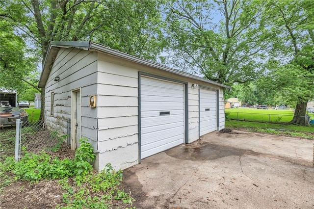 39135 Plum Creek Rd, Osawatomie, KS 66064 - view of detached garage