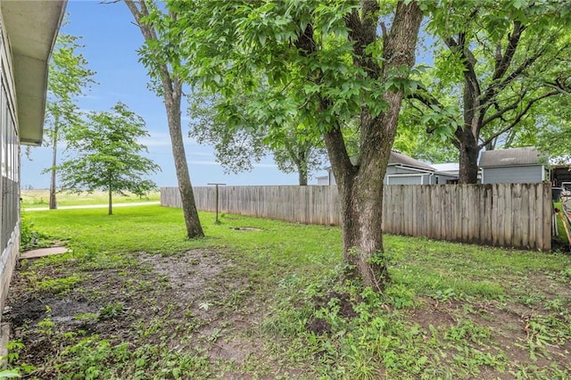 39135 Plum Creek Rd, Osawatomie, KS 66064 - view of yard