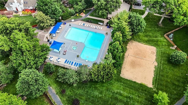11580 S Skyview Ln, Olathe, KS 66061 - aerial view of a pool
