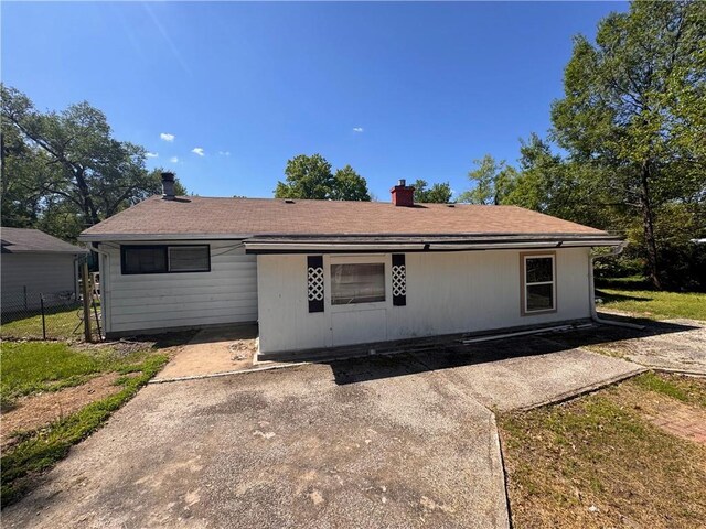7104 E 107th Pl, Kansas City, MO 64134 - photo 2