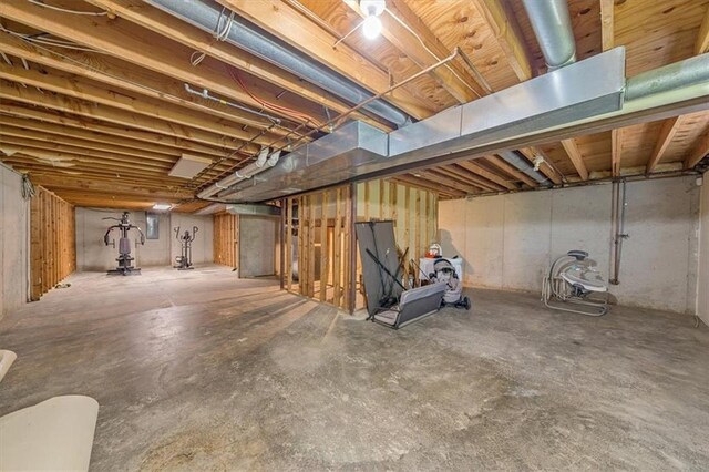 12890 S Greenwood St, Olathe, KS 66062 - view of unfinished basement
