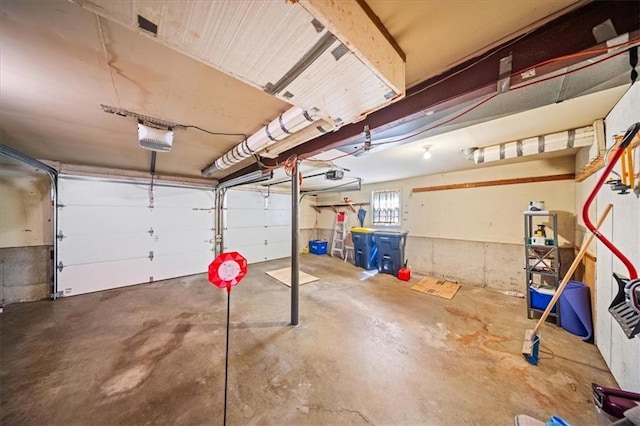 1107 E 110th St, Kansas City, MO 64131 - garage with a garage door opener