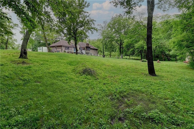 19490 Countryside Cir, Weston, MO 64098 - view of green lawn
