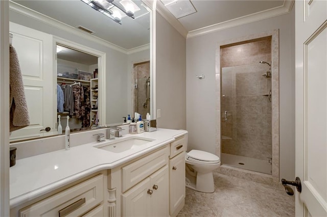 4801 W 133rd St Unit 103, Leawood, KS 66209 - full bath featuring vanity, crown molding, toilet, a shower stall, and a walk in closet