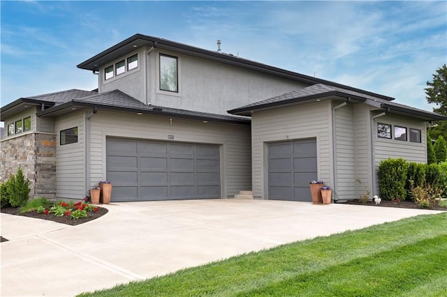 25075 W 105th Ter, Olathe, KS 66061 - view of front facade with driveway