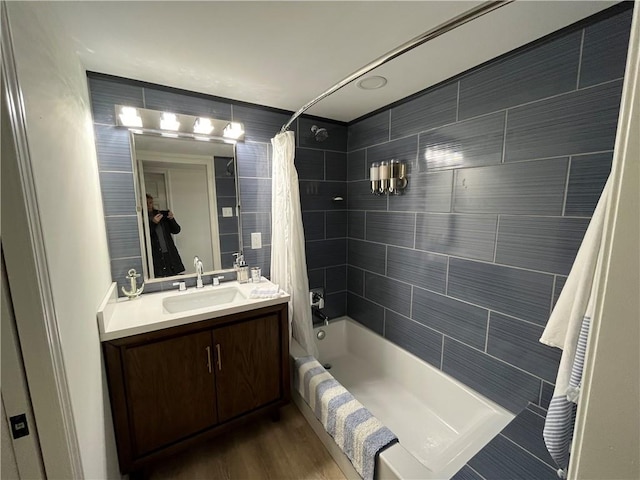 53 Z St, Lees Summit, MO 64086 - full bathroom with shower / tub combo with curtain and vanity