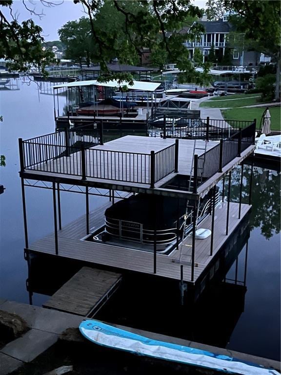 53 Z St, Lees Summit, MO 64086 - dock area with boat lift