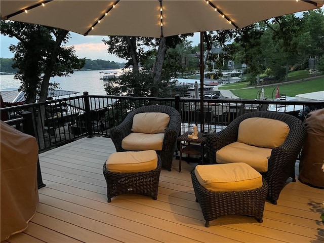 53 Z St, Lees Summit, MO 64086 - wooden terrace featuring a water view