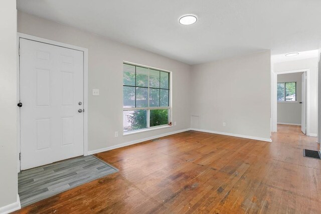 1607 N Cherokee St, Independence, MO 64058 - photo 4