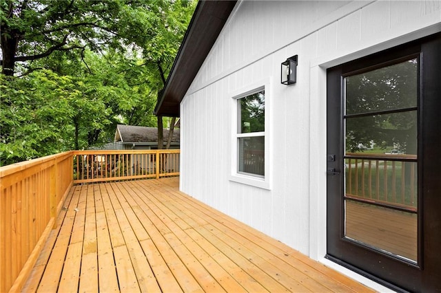 1419 Washington Blvd, Kansas City, KS 66102 - view of wooden deck