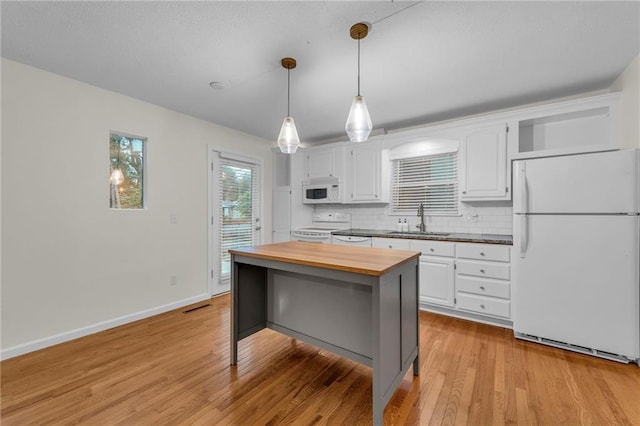 9210 Robinson St, Overland Park, KS 66212 - photo 12