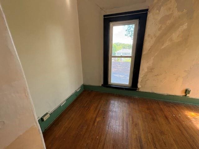 605 N Vine St, Maryville, MO 64446 - photo 19