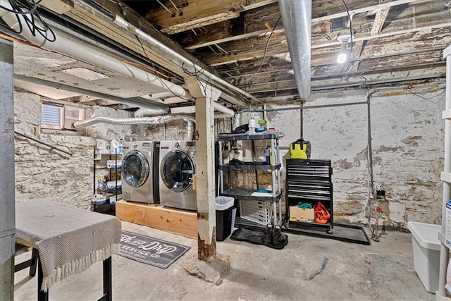 1405 W 40th St, Kansas City, MO 64111 - unfinished basement with washing machine and dryer