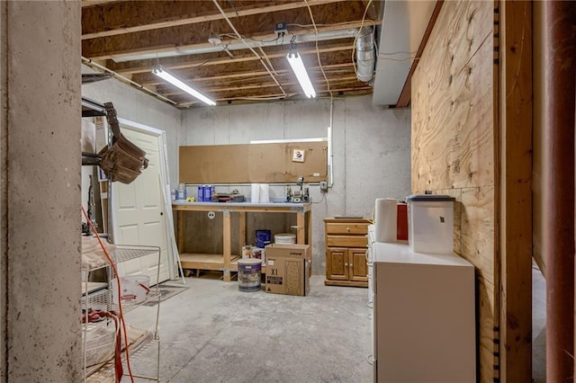 2208 SW Hawk View Rd, Lees Summit, MO 64082 - view of unfinished below grade area