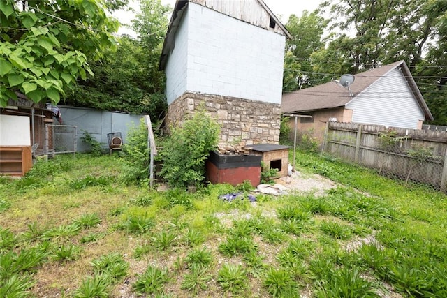 1129 Metropolitan Ave, Kansas City, KS 66103 - view of yard