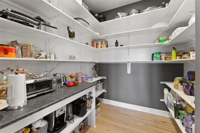 9412 Aurora St, Lenexa, KS 66220 - view of storage area