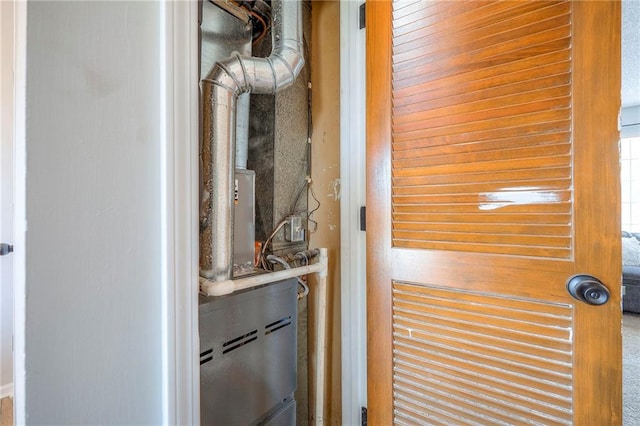 2406 Alabama St Unit 9D, Lawrence, KS 66046 - detailed view of wood walls