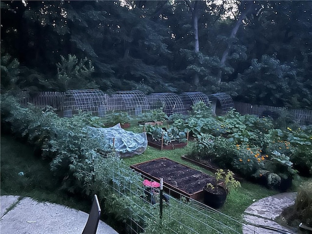 8 Apache Dr, Lake Winnebago, MO 64034 - view of yard with a garden