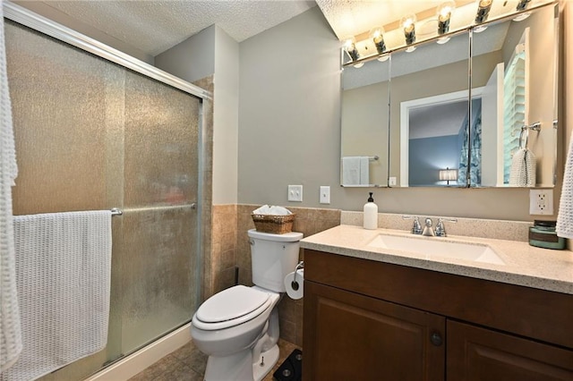 8 Apache Dr, Lake Winnebago, MO 64034 - full bath featuring toilet, tile walls, vanity, a shower stall, and wainscoting