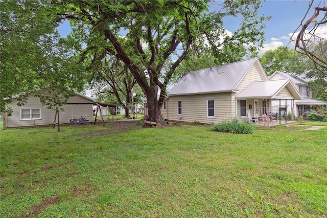 211 S 4th St, Fredonia, KS 66736 - view of green lawn
