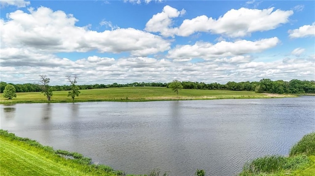 1672 N 1st Rd, Baldwin City, KS 66006 - water view