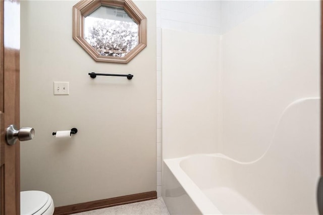 2101 Riviera Dr, Lawrence, KS 66047 - full bath with baseboards and toilet