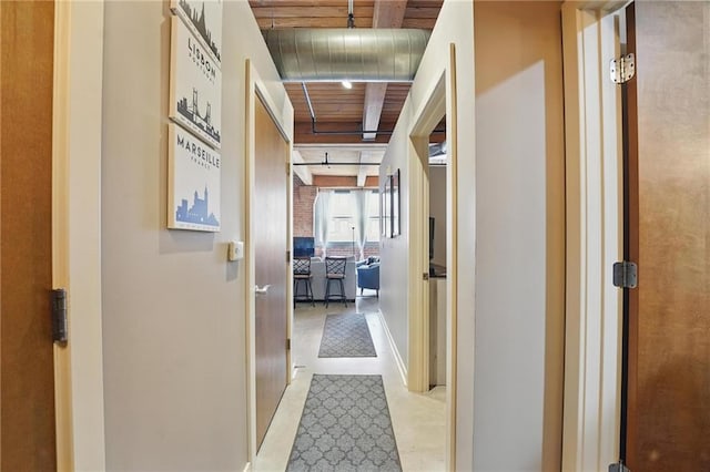 712 Broadway Blvd Unit 607, Kansas City, MO 64105 - hallway with wood ceiling