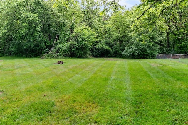 44 G St, Lake Lotawana, MO 64086 - view of yard