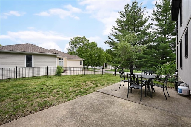 110 Cherokee Ln, Lake Winnebago, MO 64034 - view of patio / terrace with outdoor dining space