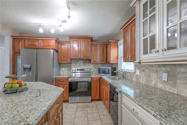 606 W Smith St, Spring Hill, KS 66083 - photo 5