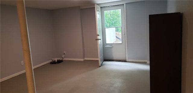 306 Morningside Dr, Richmond, MO 64085 - empty room featuring baseboards