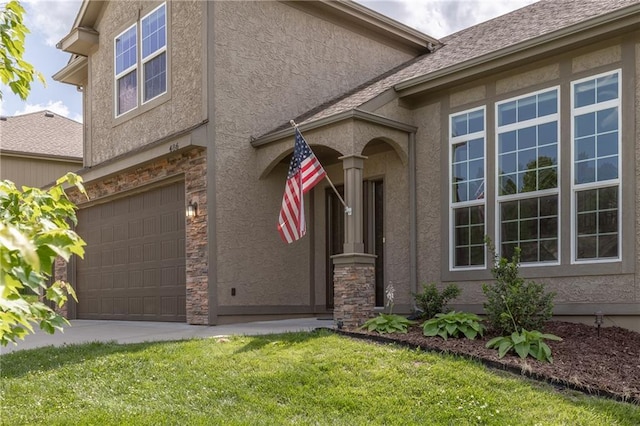 486 S 137th Pl, Bonner Springs, KS 66012 - view of front of property with stucco siding, a garage, stone siding, and a front yard