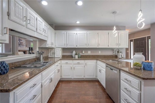 21614 W 72nd St, Shawnee, KS 66218 - kitchen featuring appliances with stainless steel finishes, a sink, a peninsula, white cabinetry, and recessed lighting