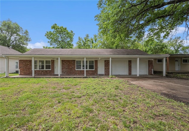 1405 Cherokee St, Leavenworth, KS 66048 - photo 1