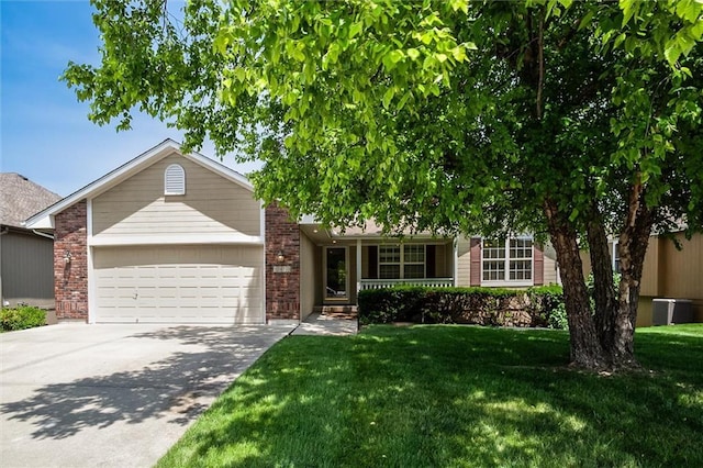 1919 Prairie Grass Dr, Raymore, MO 64083 - photo 2
