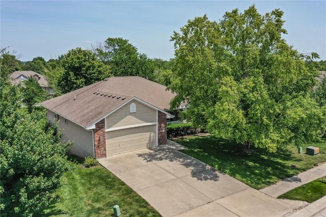 1919 Prairie Grass Dr, Raymore, MO 64083 - photo 31