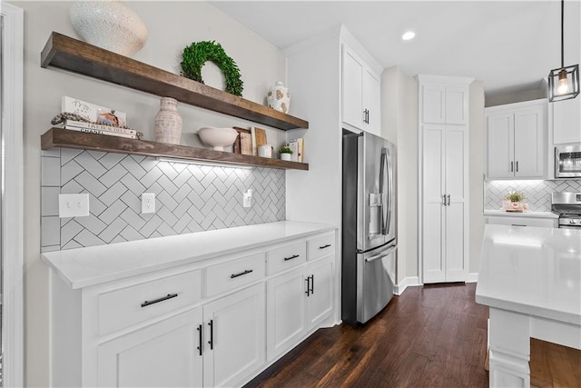 19714 W 197th Ct, Spring Hill, KS 66083 - kitchen with stainless steel appliances, open shelves, tasteful backsplash, dark wood-style flooring, and light countertops