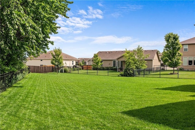 19714 W 197th Ct, Spring Hill, KS 66083 - view of yard featuring a residential view