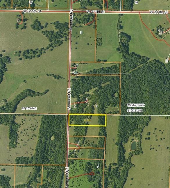 31505 Somerset Rd, Paola, KS 66071 - photo 2